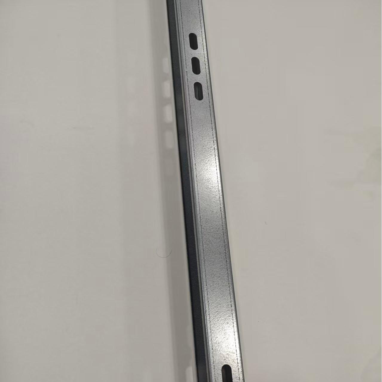 स्टील सोलर सी टाइप रेल